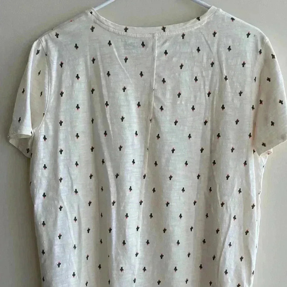Old Navy Boyfriend Tee with Pocket, Cactus Print T-Shirt, Size M - Picture 16 of 16